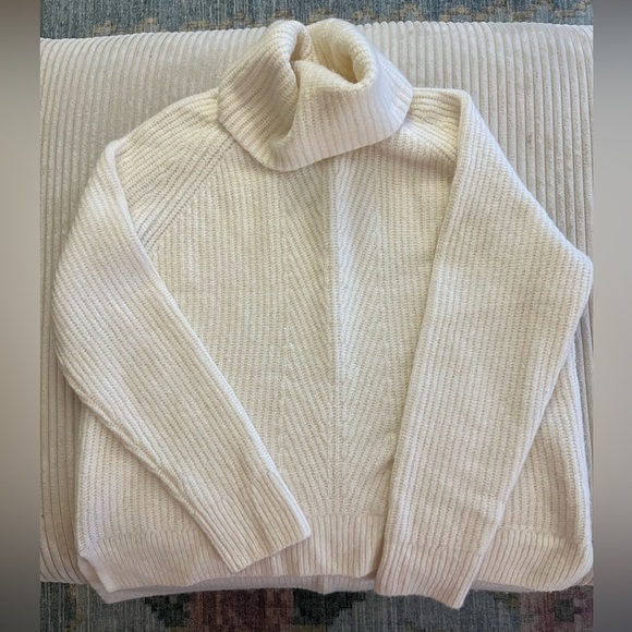 Madewell Sweaters - Madewell Winter Very Warm Sweater
